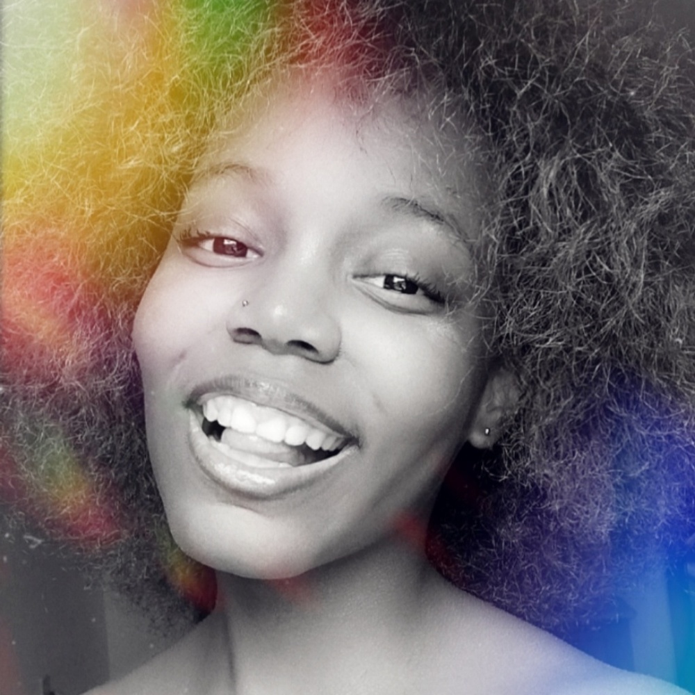 Meet your Posher, Ymari